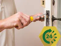 Master Locksmith Store Tucson, AZ 520-208-6143 - service-side-emergency